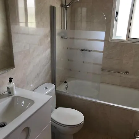 Casa De Rosas Willa Malaga