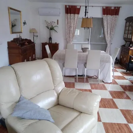 Casa De Rosas